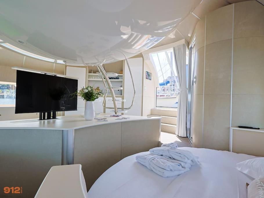 Anthenea Suite Hoteliere Flottante Perros-Guirec Ngoại thất bức ảnh
